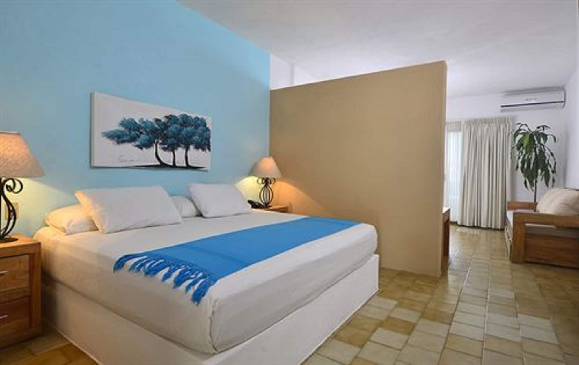 JUNIOR SUITE, DOUBLE BED, OCEAN VIEW
