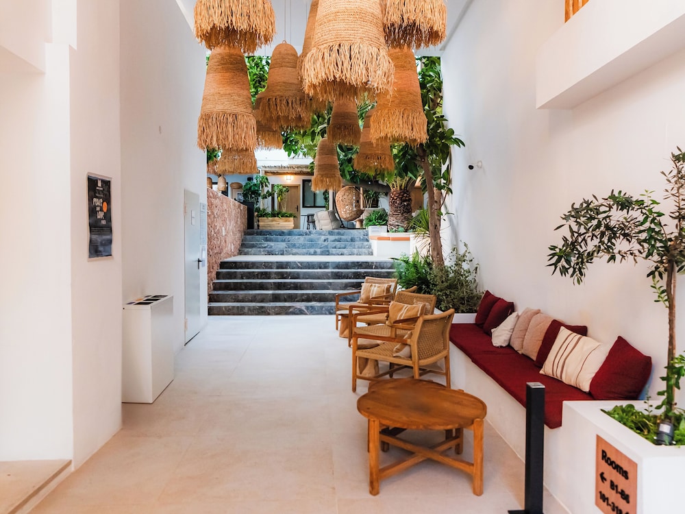 Casita Blanca Apartments - Adult Only 29/50