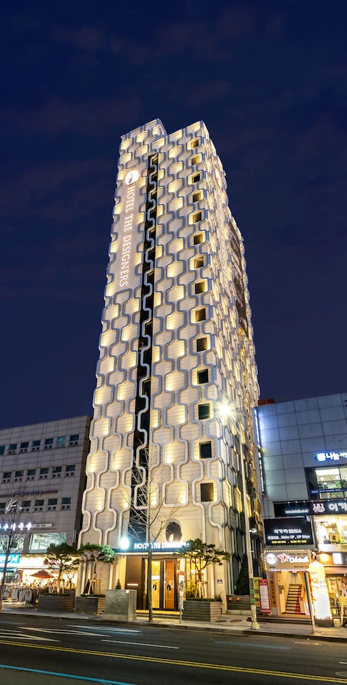Hotel The Designers Cheongnyangni in SEOUL