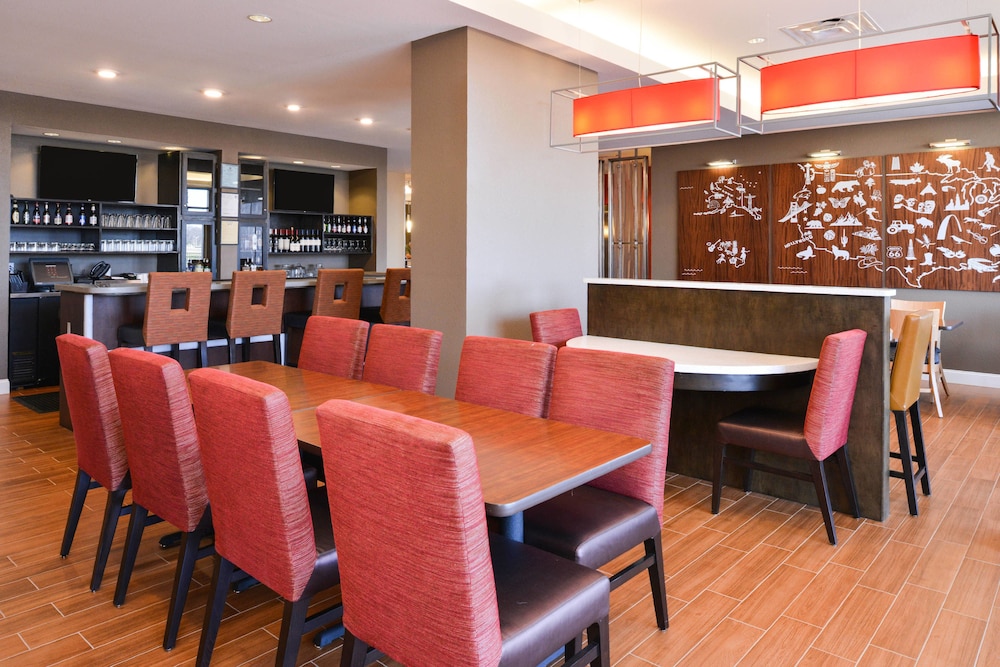 TOWNEPLACE SUITES HUNTSVILLE WEST/REDSTONE GATEWAY 26/34