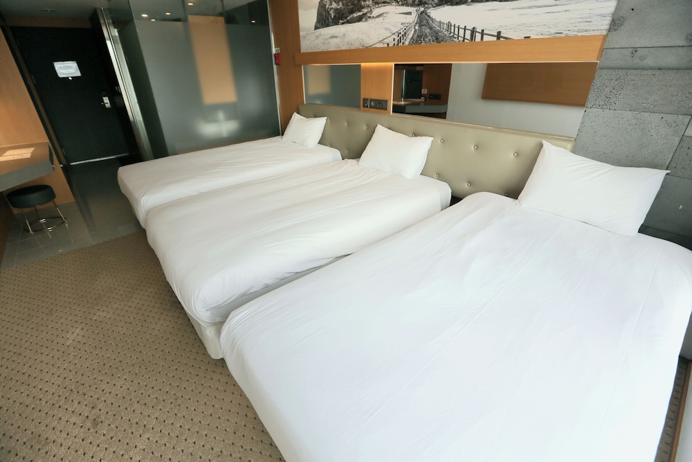 Asia Hotel Jeju 35/53