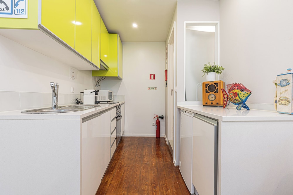 Lisbon Core Apartments In Bairro Alto Chiado 7/50