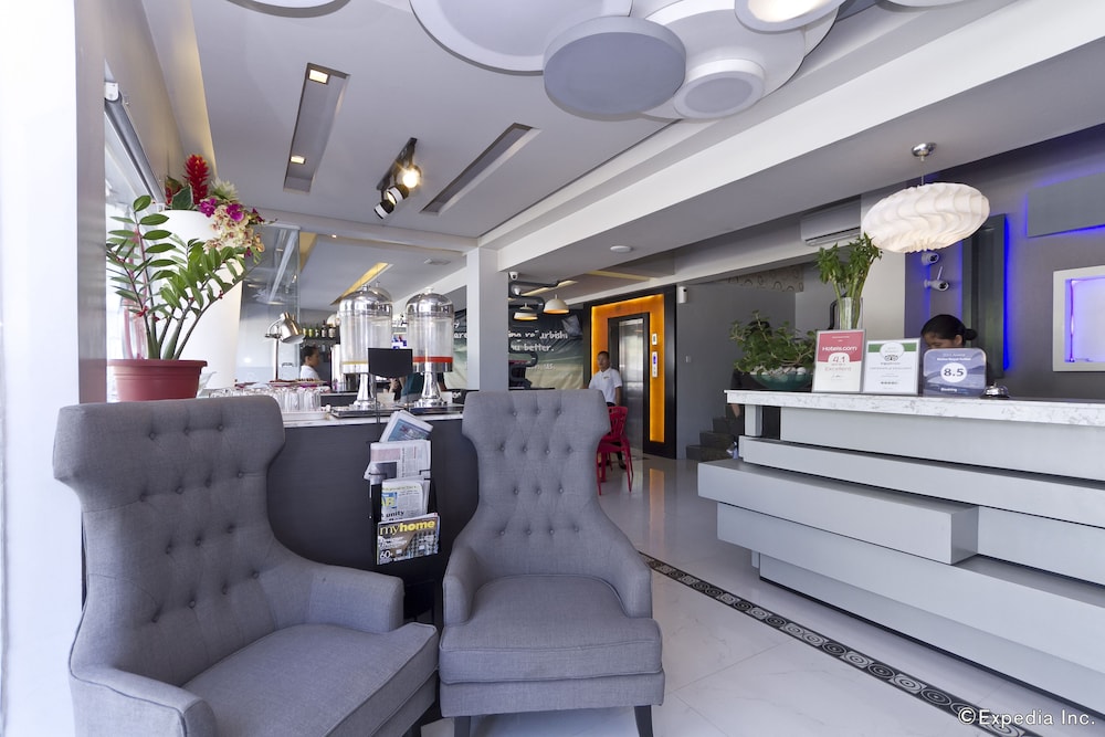 Eloisa Royal Suites 9/58