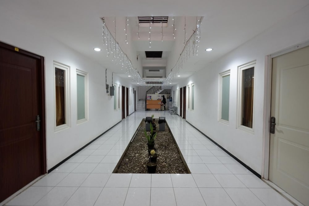 Reddoorz Near Plaza Simpang Lima 29/32