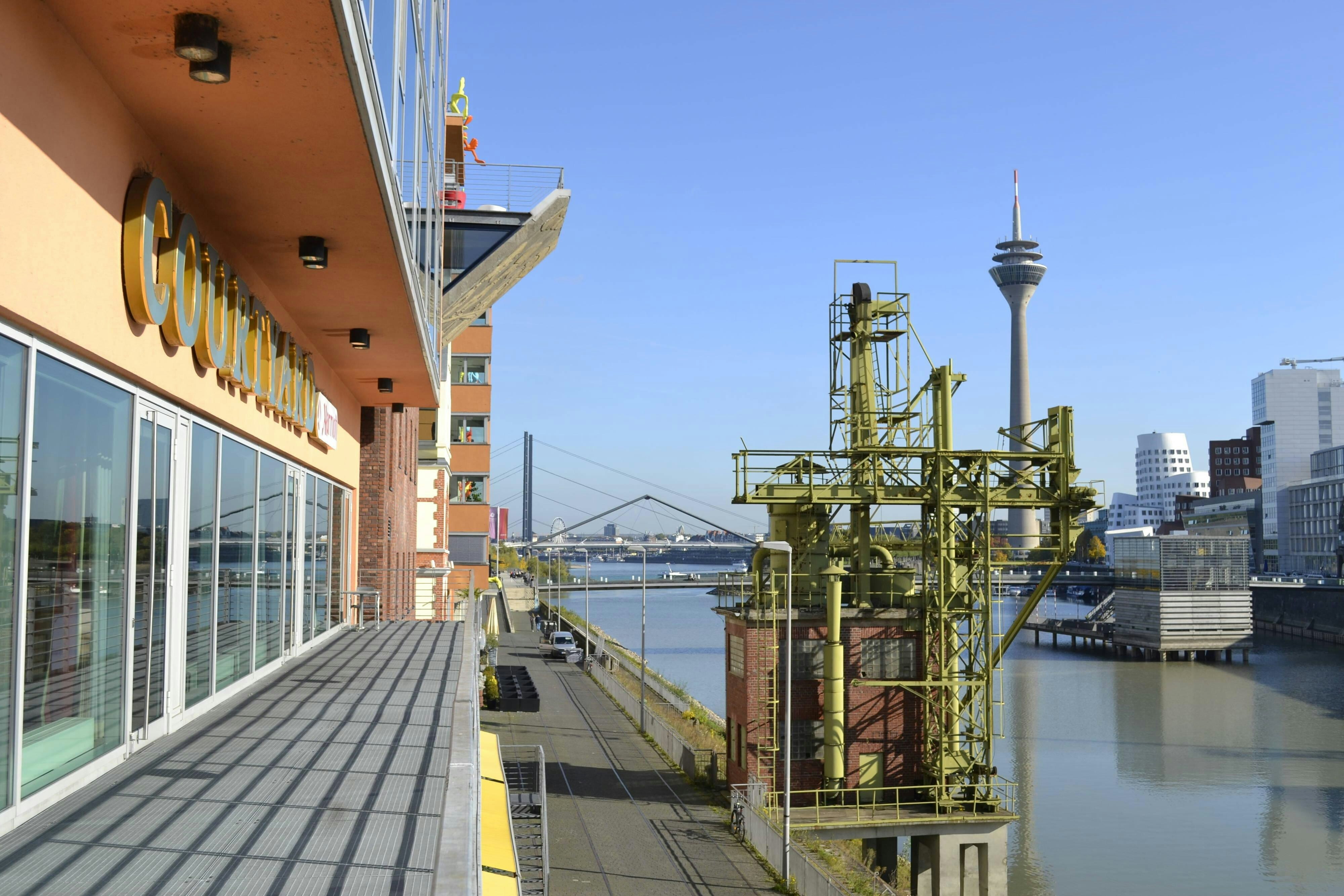 Courtyard By Marriott Dusseldorf Hafen