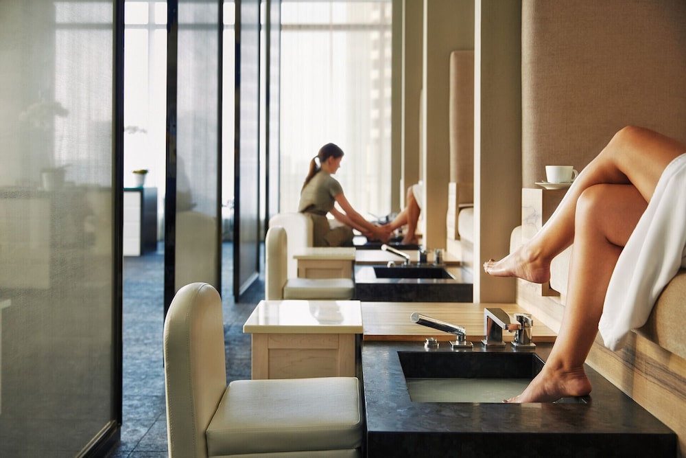 Four Seasons Hotel Toronto 17/44