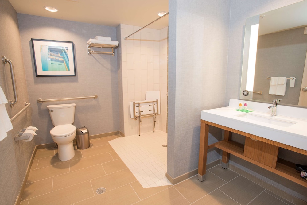 Hyatt Place Cincinnati / Sharonville Convention Center 14/62
