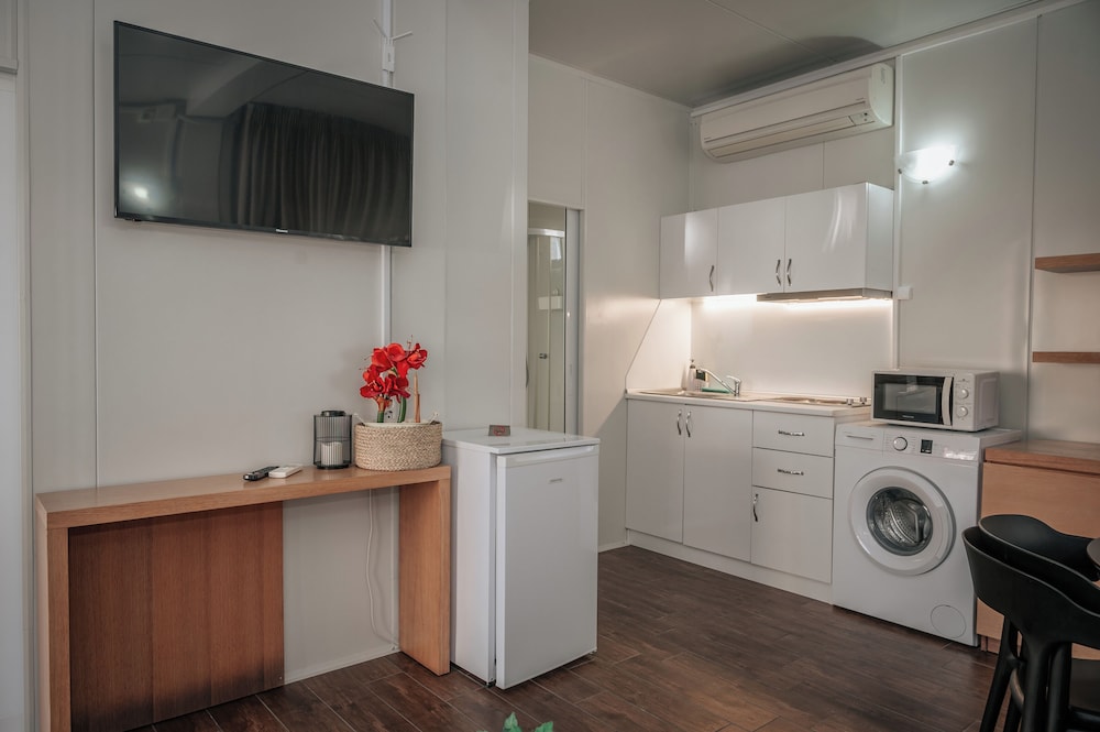 Elizabeth Queen Luxury Rooms 10/50