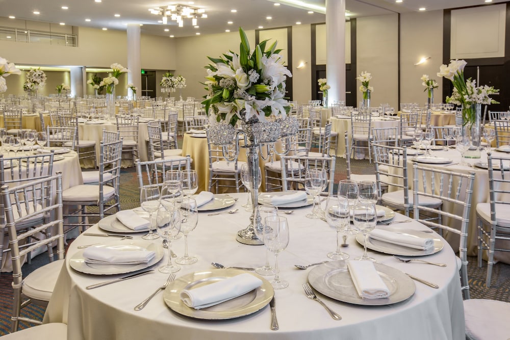 Crowne Plaza Santo Domingo (ex Intercontinental V Centenario Hotel) 54/71
