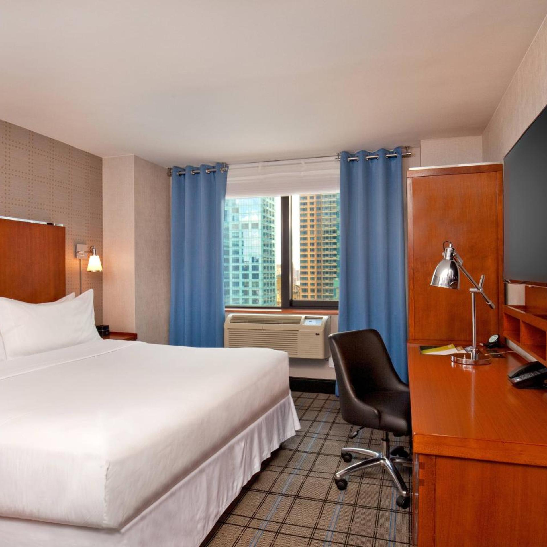 جناح بسرير كينج، Four Points by Sheraton Midtown Times Square 3/10