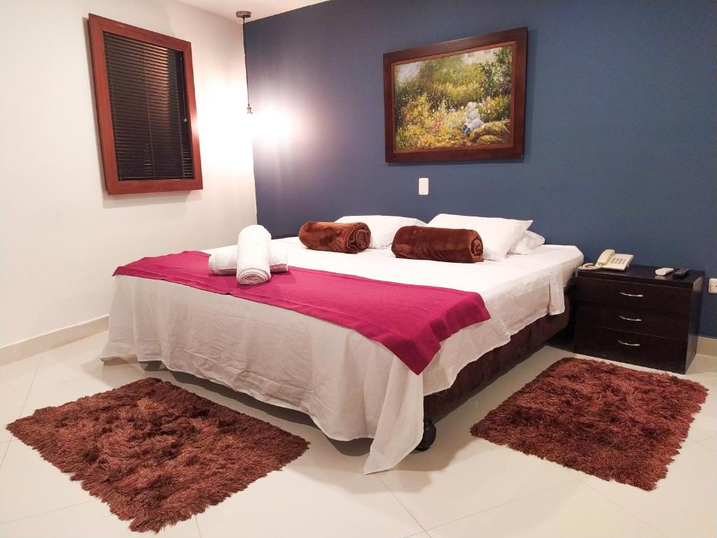 جناح، Hotel Karlo 4/7