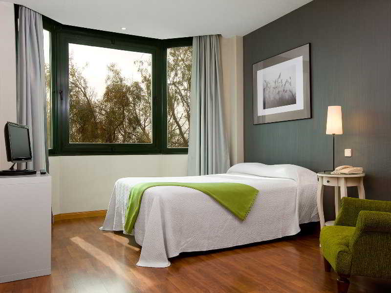 Aparthotel Th Las Rozas 13/33
