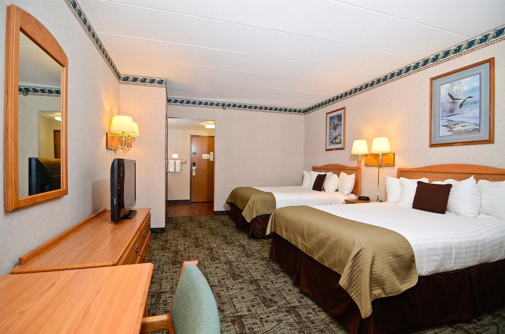 Best Western Northwoods Lodge 19/39