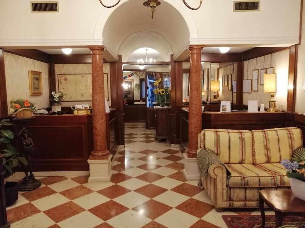 Hotel Falier 8/48