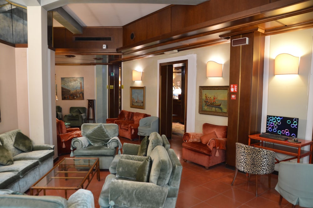 Le Boulevard Hotel 19/39