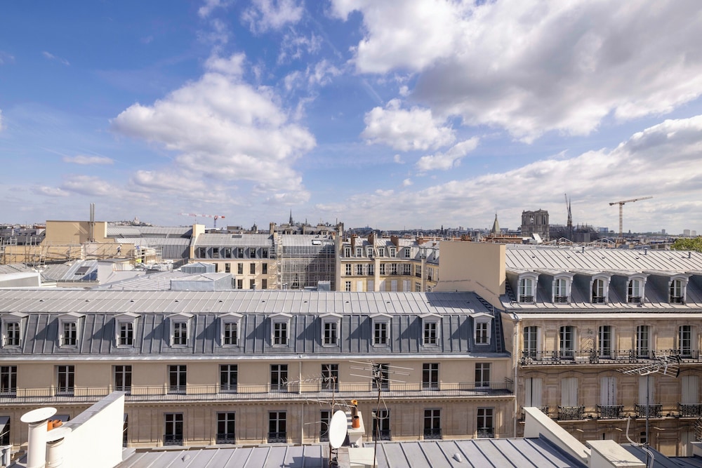 HOTEL SAINT PIERRE 3/50