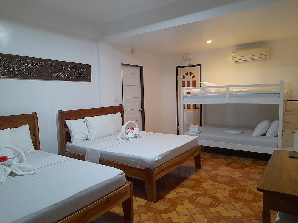 Marnin's Place Boracay 9/50