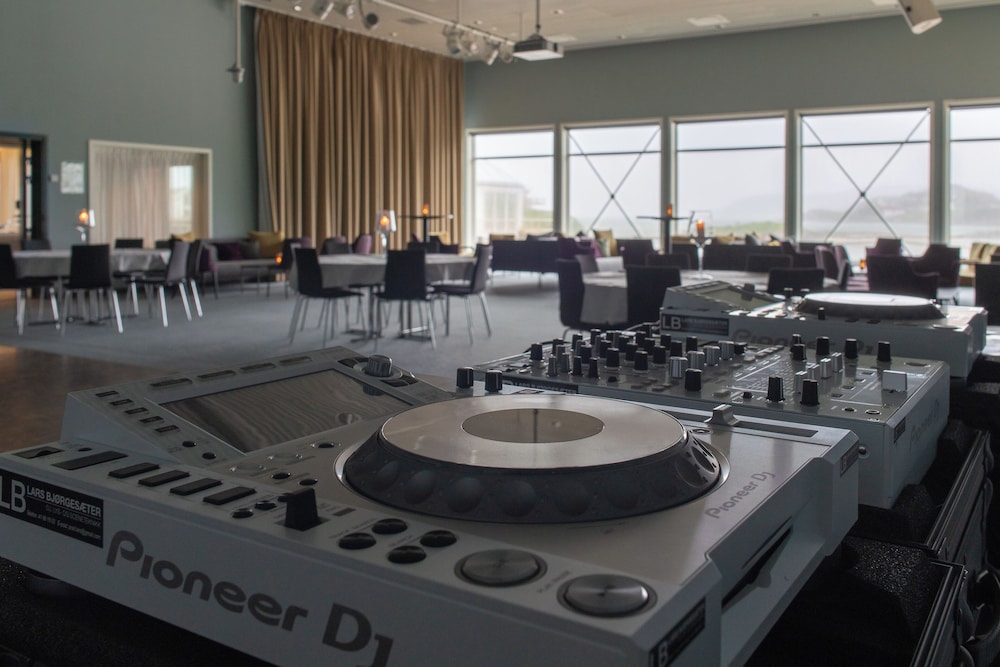 Sommaroy Arctic Hotel 24/50