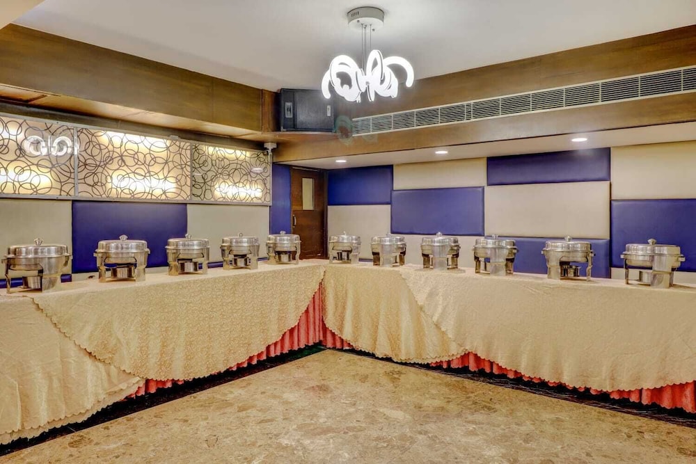Quality Inn Bez Krishnaa 12/50