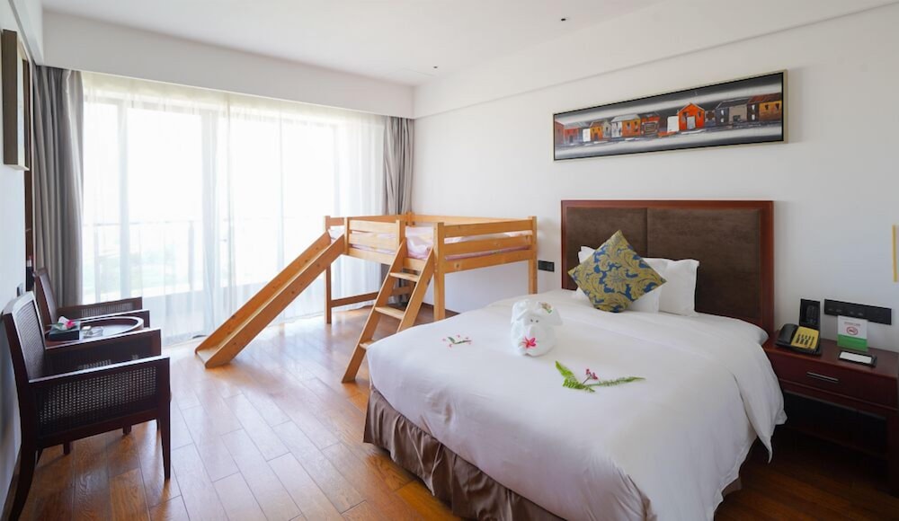 Wyndham Garden Lingshui 14/35