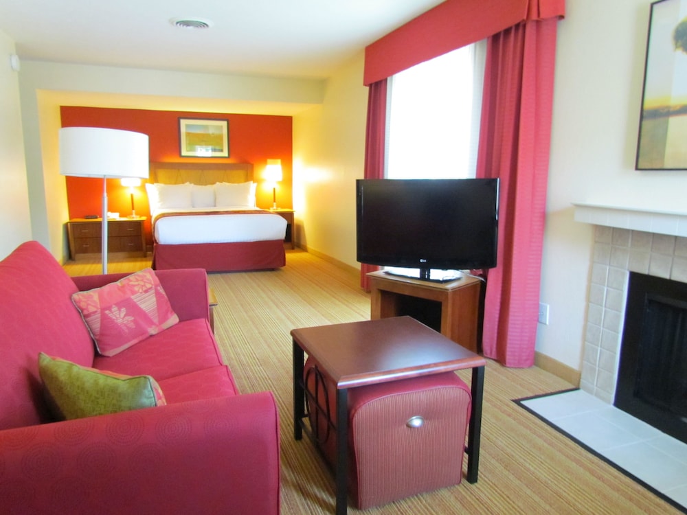 Residence Inn Louisville East 24/46