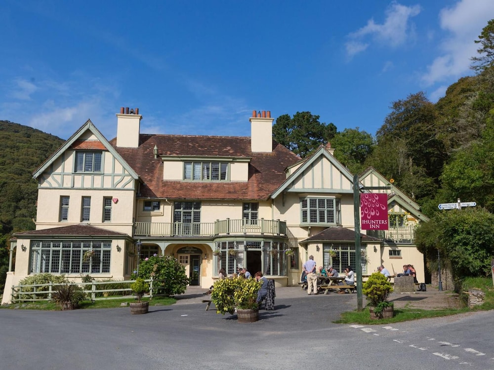 Hunters Inn 34/50