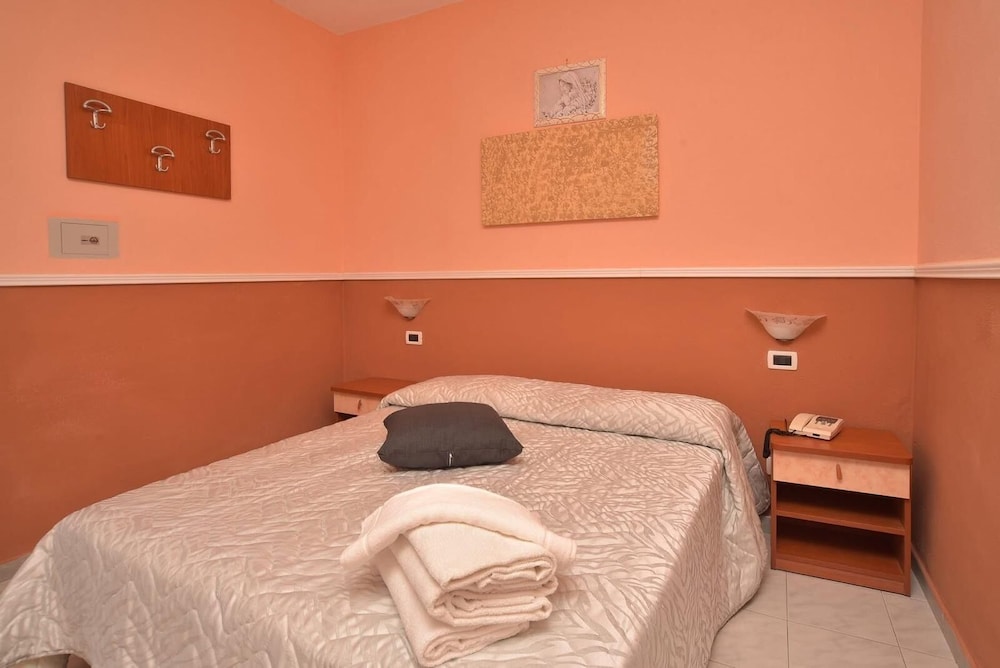 Junior Village Ischia 12/26