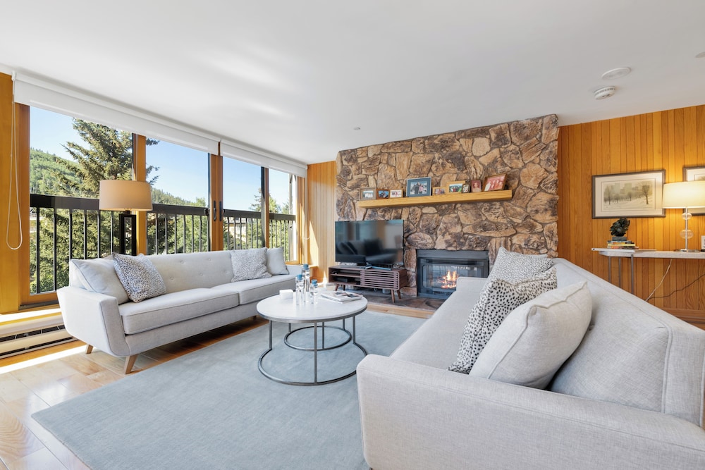 The Vail Spa Condominiums 39/76