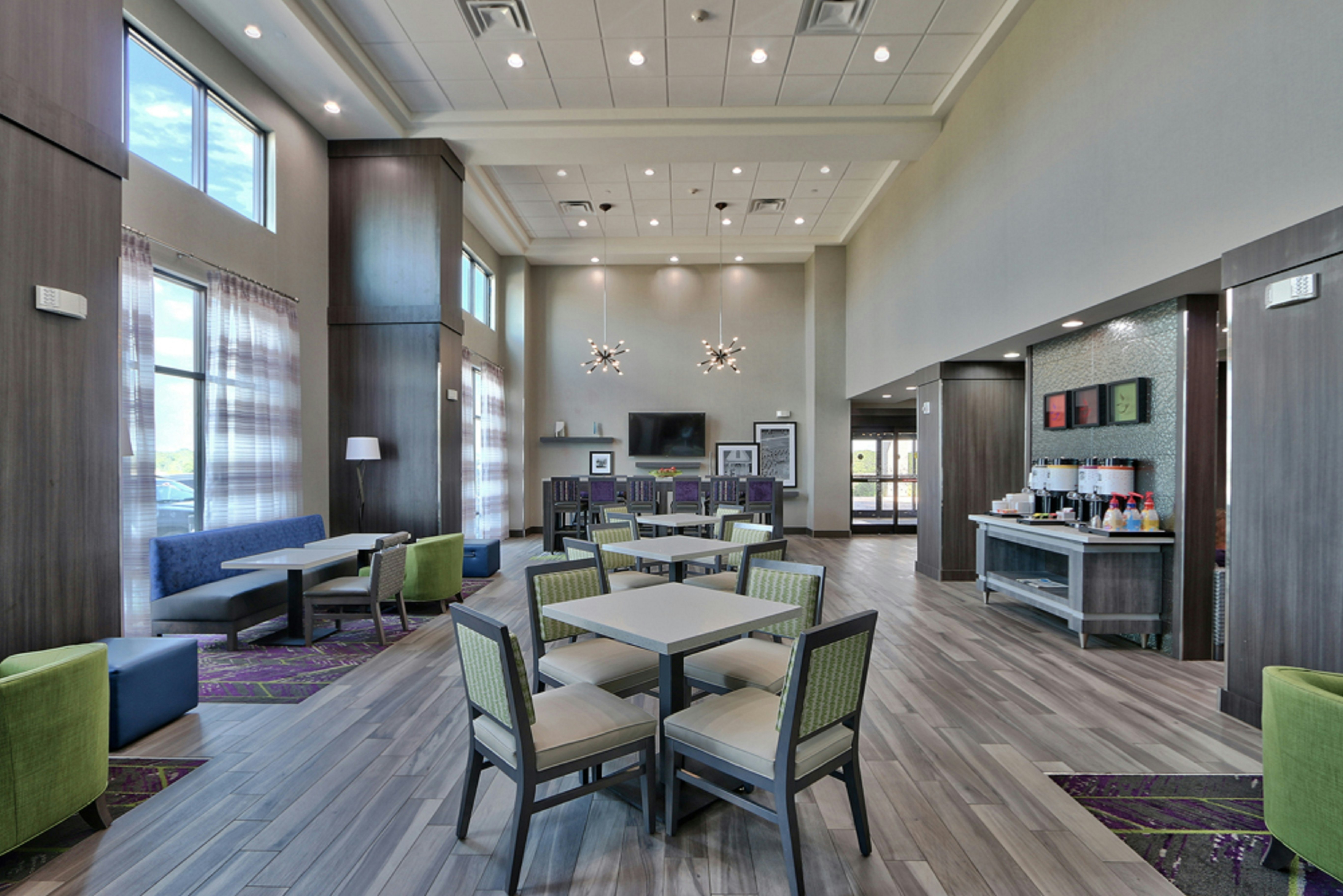 Hampton Inn And Suites Guthrie 38/53
