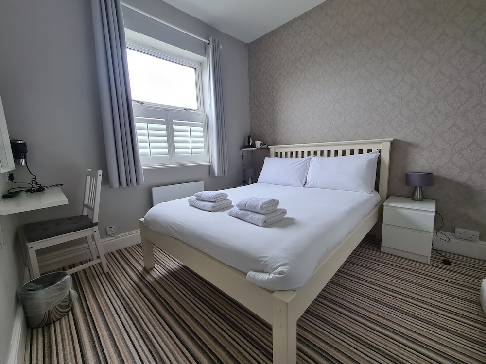 ECONOMY, DOUBLE BED