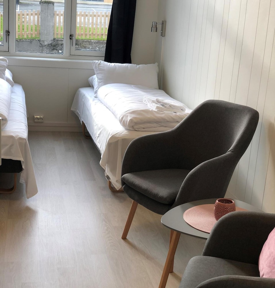 Ami Hotel 15/50