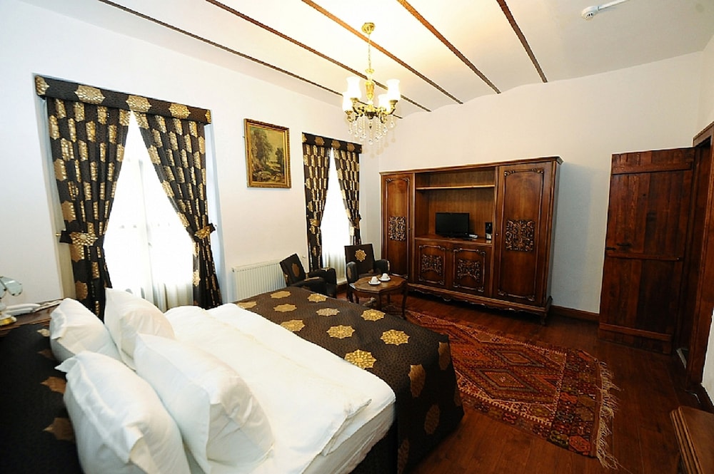 Sarnic Meyhane and Otel 9/20
