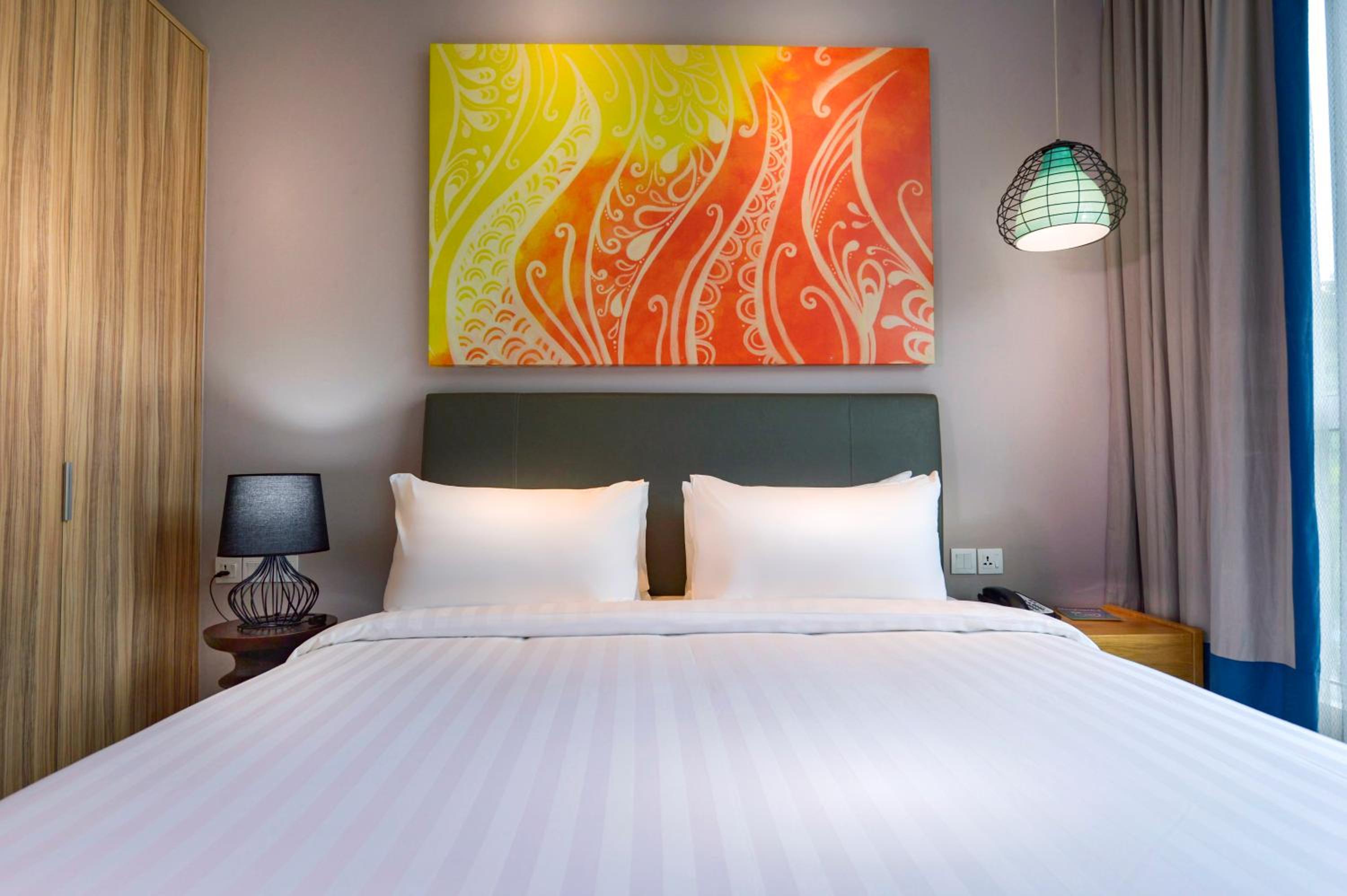 1 Bedroom, Suite, Queen Bed