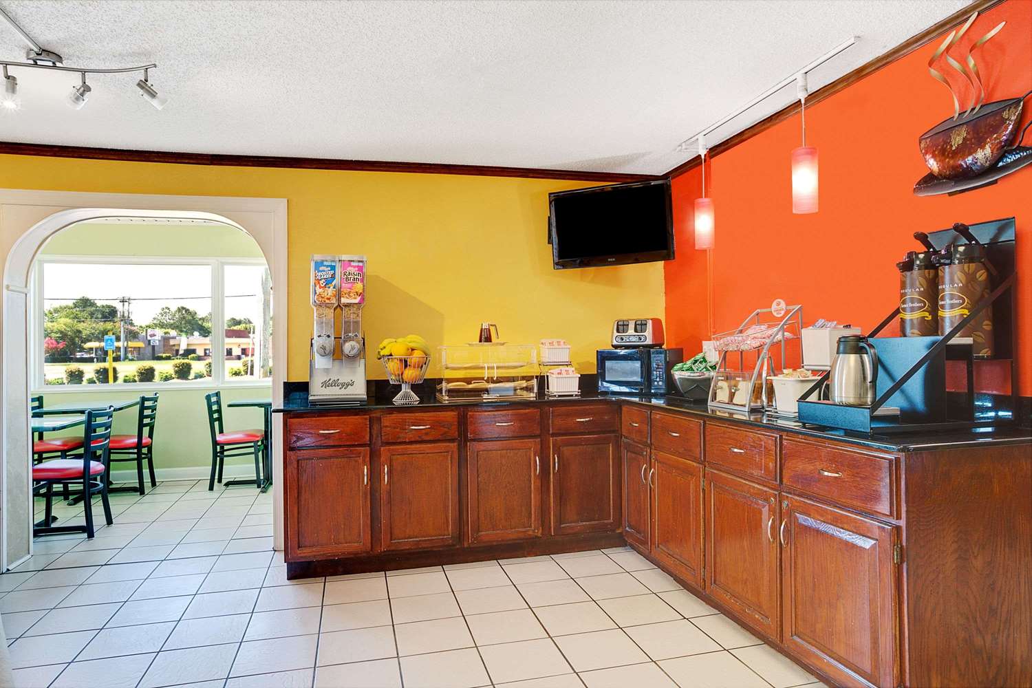 Economy 7 Inn Chesapeake - Portsmouth 21/28