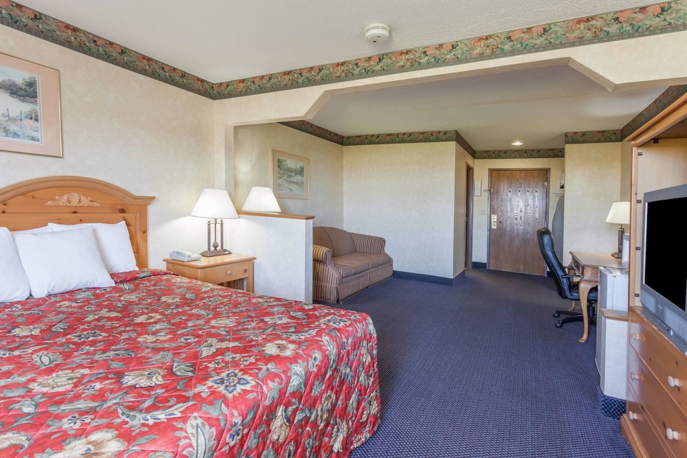 American Inn and Suites Dundee (ex Days Inn and Suites) 21/31