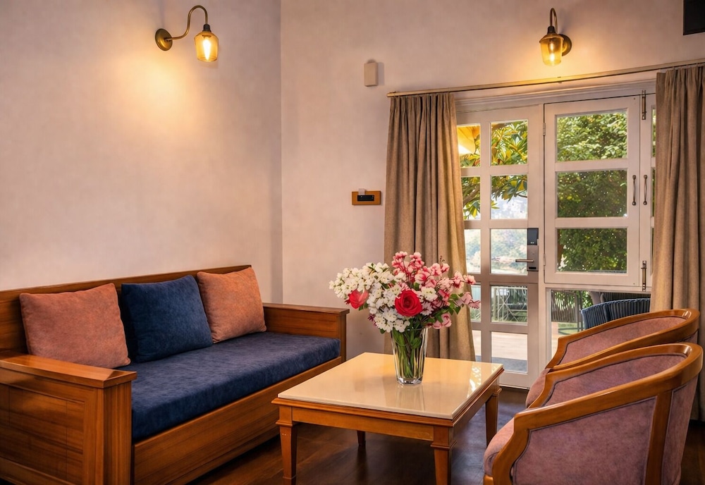 NEELESH INN 22/39