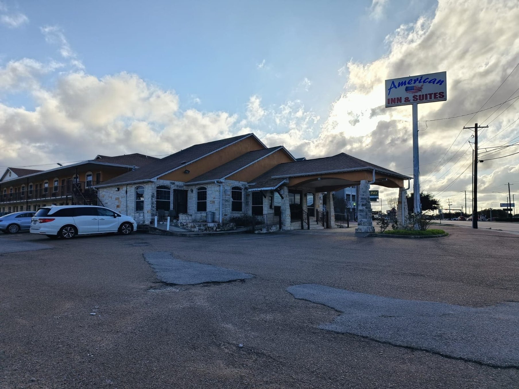 American Inn & Suites By Capital O Victoria US-59 2/26