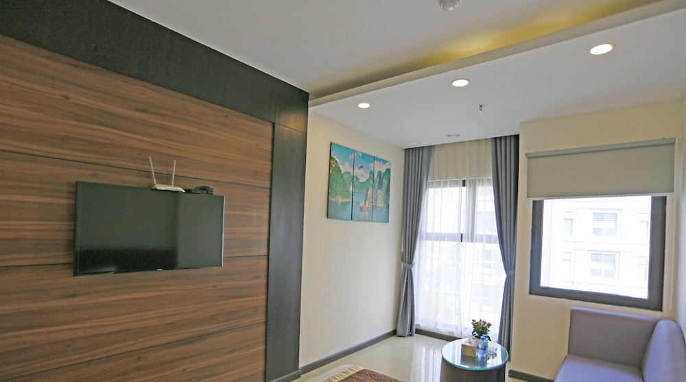 Blubiz Hotel My Dinh 54/60