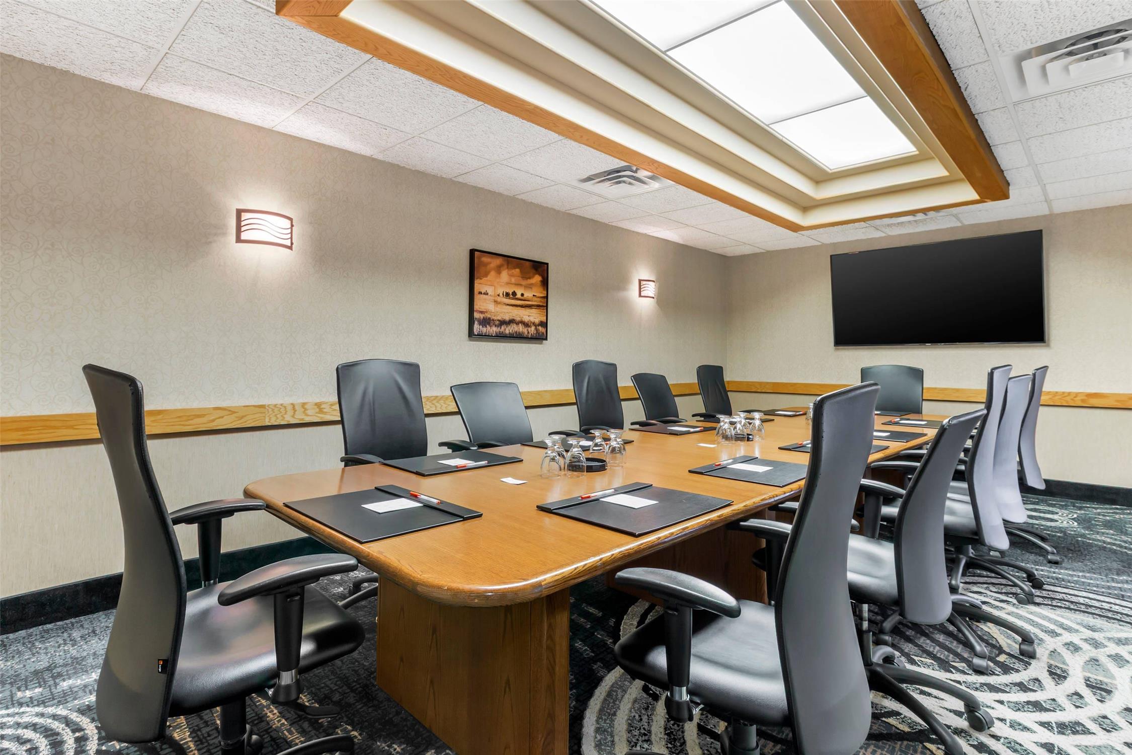Clarion Hotel & Suites Brandon 26/35