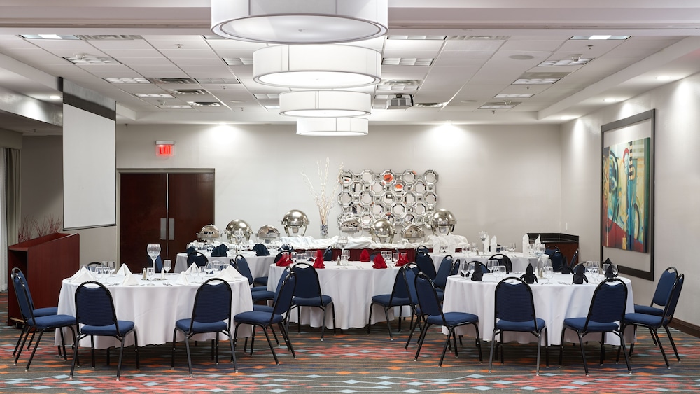 Holiday Inn Hotel Suites Stockbridge Atlanta I 75 43/50