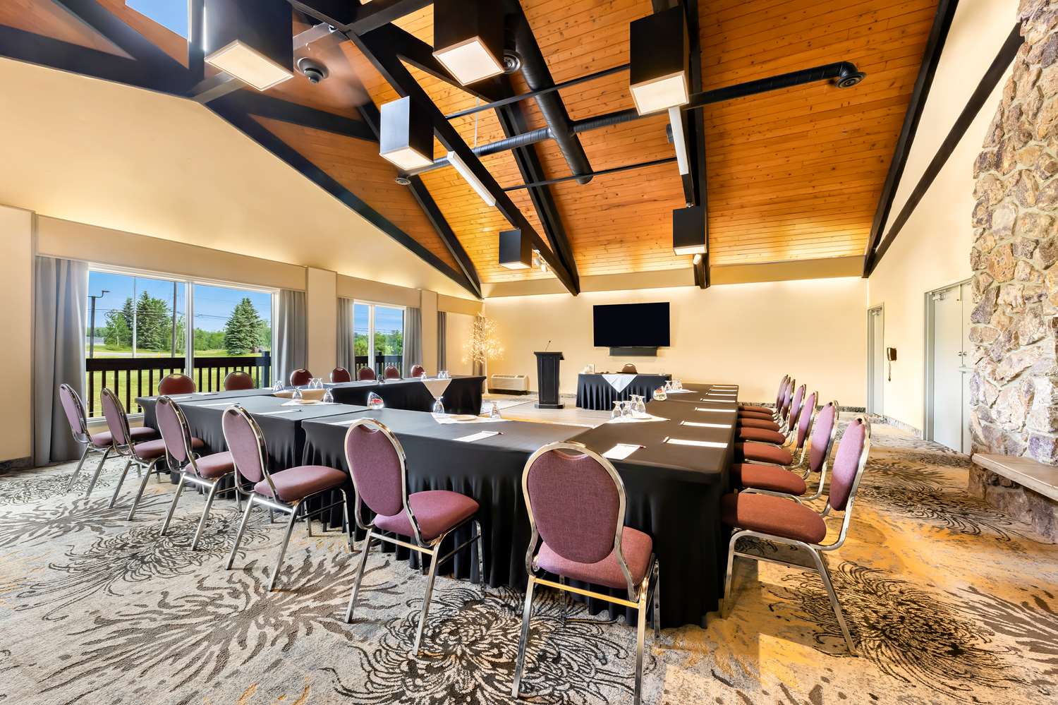 Best Western Plus Norwester Hotel and Conference Centre 19/35