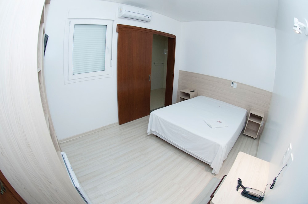Kloppel Hotel 13/41