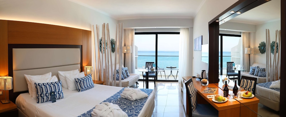 LINDOS BAY 15/50
