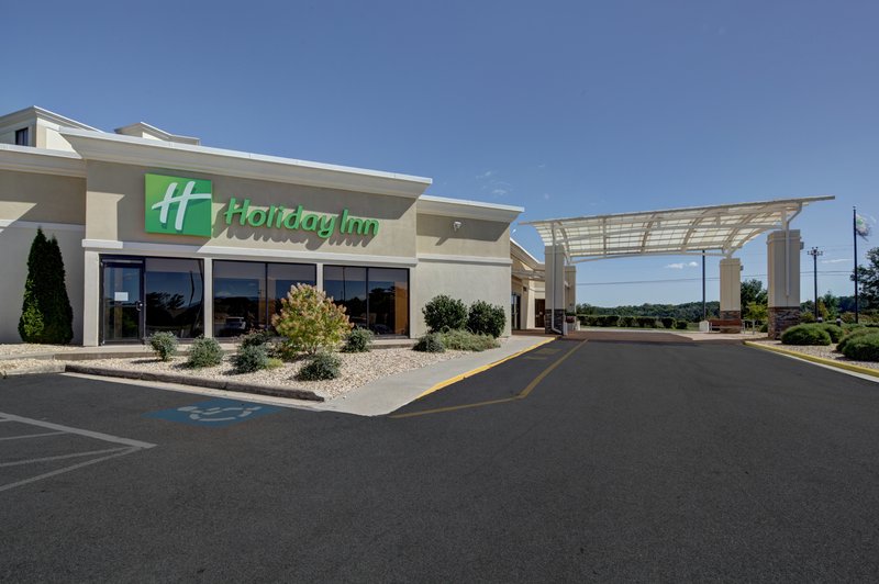 Holiday Inn Staunton Conference Center 65/73