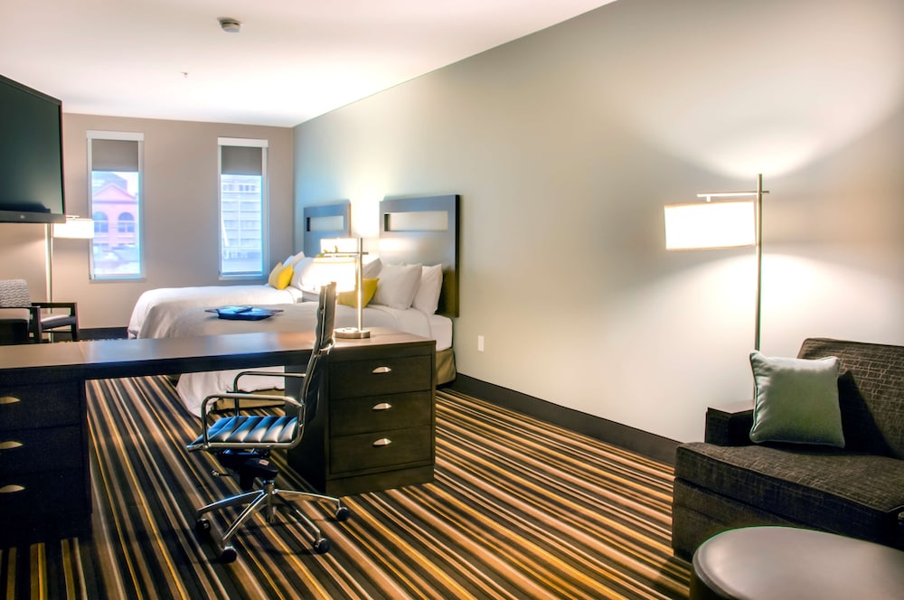 Hampton Inn & Suites Denver Downtown-Convention Center 35/51