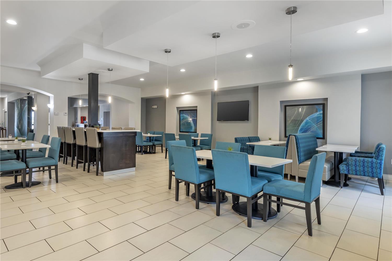 restaurant cafeteria