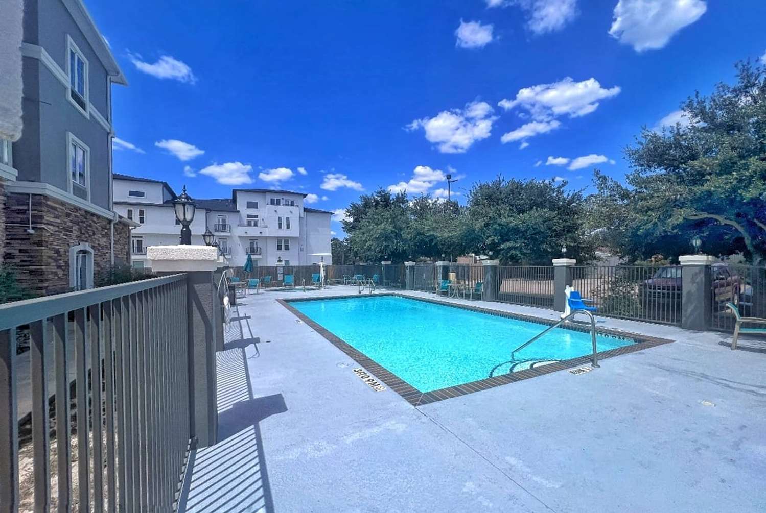La Quinta Inn & Suites by Wyndham Houston Energy Corridor 58/61