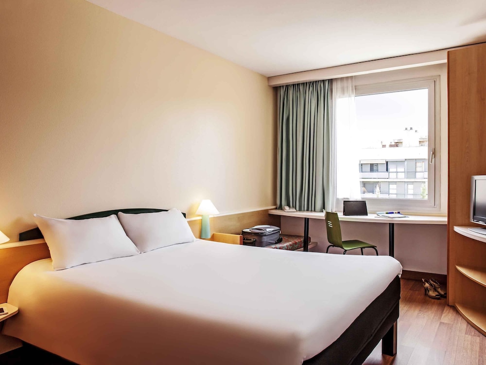 IBIS BARCELONA MOLINS DE REI 22/67