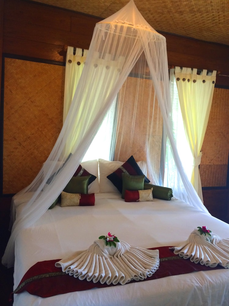 Le Mont Resort 8/21
