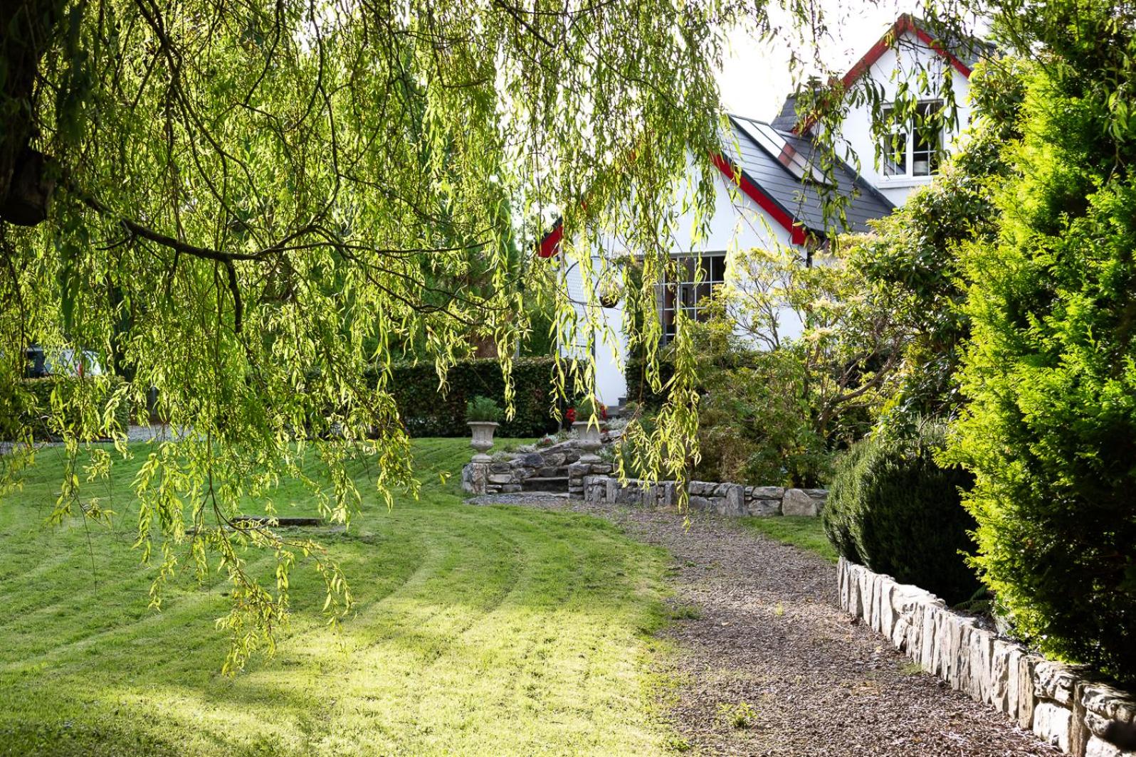 An Bruachan B&B 23/25